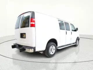 2024 Chevrolet Express Cargo 2500