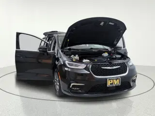 2023 Chrysler Pacifica Plug-In Hybrid