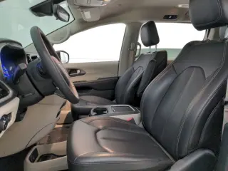 2023 Chrysler Pacifica Plug-In Hybrid