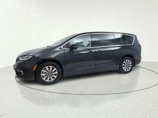 2023 Chrysler Pacifica Plug-In Hybrid