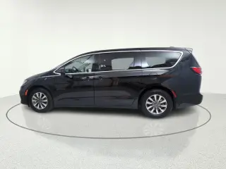 2023 Chrysler Pacifica Plug-In Hybrid