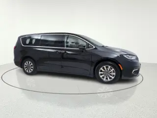 2023 Chrysler Pacifica Plug-In Hybrid