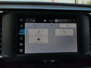 2022 Chrysler Voyager