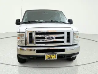 2010 Ford E-350 Super Duty