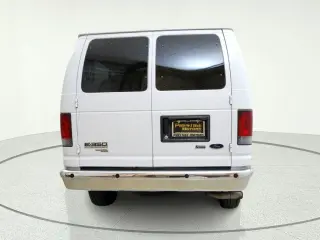 2010 Ford E-350 Super Duty