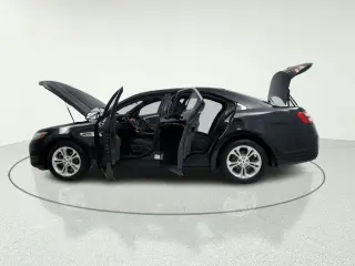 2013 Ford Taurus