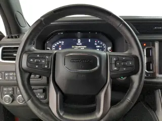 2023 GMC Yukon XL