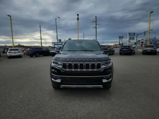2024 Jeep Wagoneer L