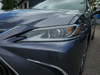 2021 LEXUS ES 300h