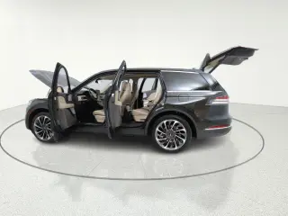 2023 Lincoln Aviator