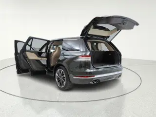 2023 Lincoln Aviator