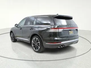 2023 Lincoln Aviator