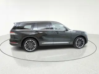 2023 Lincoln Aviator