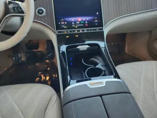 2023 Mercedes-Benz EQS 450