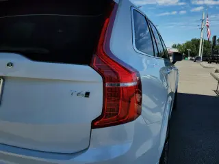 2022 Volvo XC90