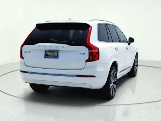 2022 Volvo XC90