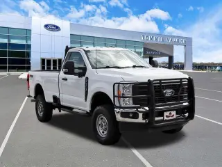Ford F-250 Super Duty 2023 4x4 XL 2dr Regular Cab 8 ft. LB Pickup