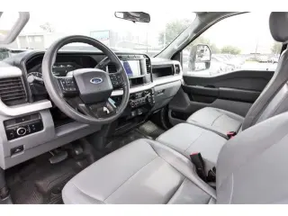Ford F-250 Super Duty 2023 4x4 XL 2dr Regular Cab 8 ft. LB Pickup