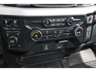 Ford F-250 Super Duty 2023 4x4 XL 2dr Regular Cab 8 ft. LB Pickup