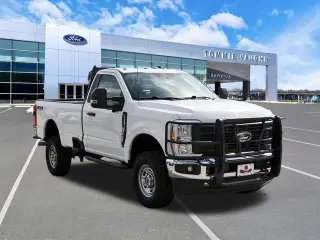 Ford F-250 Super Duty 2023 4x4 XL 2dr Regular Cab 8 ft. LB Pickup