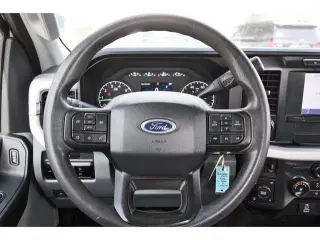 Ford F-250 Super Duty 2023 4x4 XL 2dr Regular Cab 8 ft. LB Pickup