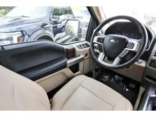 Ford F-150 2016 4x4 Platinum 4dr SuperCrew 5.5 ft. SB