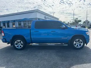 Ram 1500 2022 4x4 Big Horn 4dr Crew Cab 5.6 ft. SB Pickup