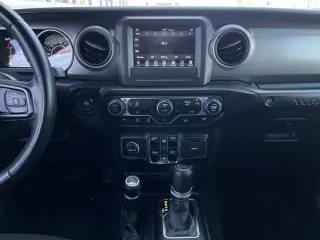 Jeep Wrangler Unlimited 2022 4x4 Sport 4dr SUV