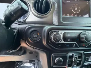 Jeep Wrangler 2023 4x4 Willys 4xe 4dr SUV