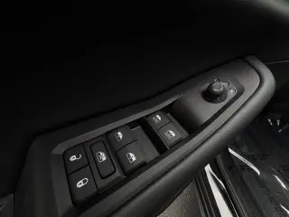 Jeep Grand Cherokee 2025 4x2 Laredo A 4dr SUV