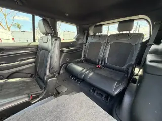 Jeep Grand Cherokee L 2023 4x4 Laredo X 4dr SUV