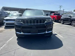 Jeep Grand Cherokee L 2023 4x4 Limited 4dr SUV