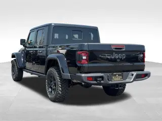 Jeep Gladiator 2025 4x4 Big Bear 4dr Crew Cab 5.0 ft. SB