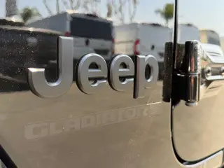 Jeep Gladiator 2025 4x4 Big Bear 4dr Crew Cab 5.0 ft. SB