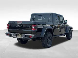 Jeep Gladiator 2025 4x4 Big Bear 4dr Crew Cab 5.0 ft. SB