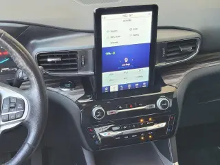 Ford Explorer 2023 AWD Limited 4dr SUV