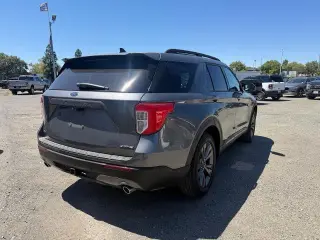 Ford Explorer 2021 AWD XLT 4dr SUV