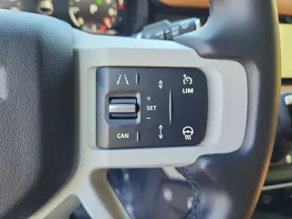 2024 Land Rover Defender 110
