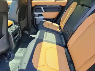 2024 Land Rover Defender 110