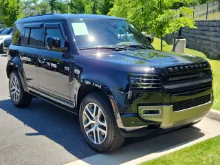 2024 Land Rover Defender 110