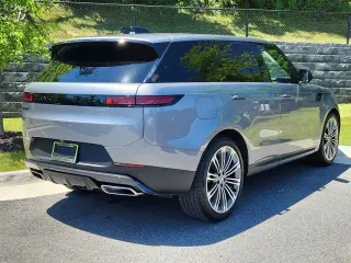 2025 Land Rover Range Rover Sport