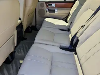 2015 Land Rover LR4