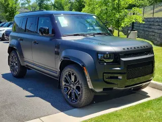 2026 Land Rover Defender 110 Octa Black