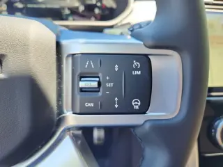 2026 Land Rover Discovery