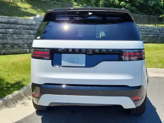 2026 Land Rover Discovery