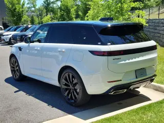 2026 Land Rover Range Rover Sport