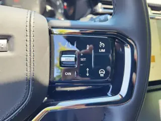2026 Land Rover Range Rover Velar