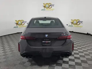 2027 BMW M5