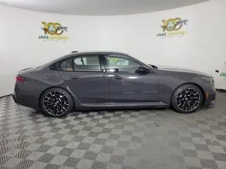 2027 BMW M5