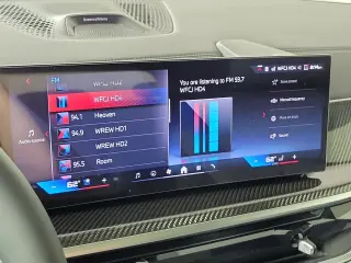 2027 BMW X7